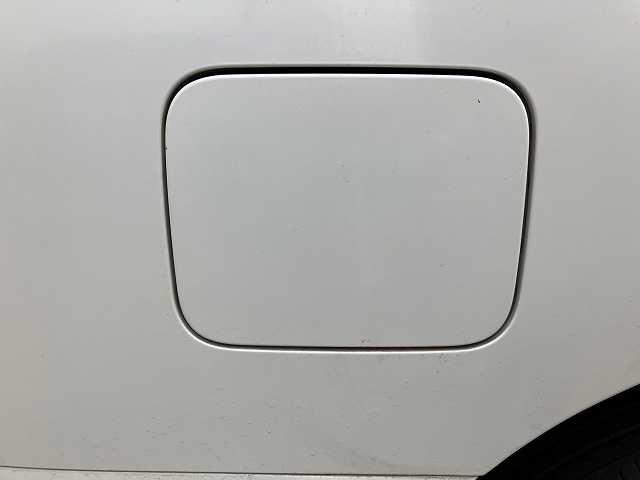 セレナ ライダー　ブラックライン　検２年　４ＷＤ　８人乗り　Ｂカメラ　両側電動スライドドア　ナビ　ＴＶ　ＥＴＣ　オートライト　スマートキー　プッシュスタート　オートエアコン　アルミホイール　ウィンカーミラー　フォグ　３列シート（62枚目）