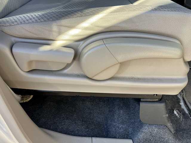 万が一の事故でも対応がよい任意保険も弊社で取り扱っておりますので、是非ご相談下さい。