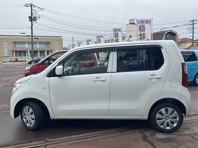 ワゴンＲ ＦＸ　検８年６月　キーレス　オートエアコン　純正オーディオ　シートヒーター　アイドリングストップ　ベンチシート　フルフラットシート　ＣＤ　合鍵あり（12枚目）