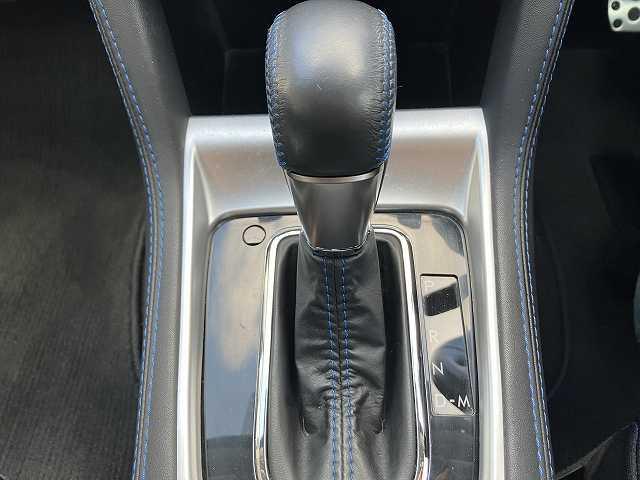 レヴォーグ 1.6GT-Sアイサイト 検2年 4WD 純正ナビ TV バックカメラ クルーズコントロール パワーシート ETC プッシュスタート Sキー パドルシフト オートエアコン オートライト アルミホイール(19枚目)