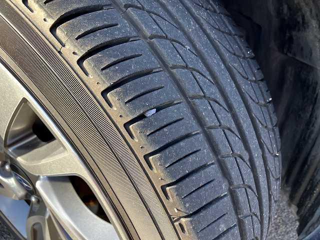 レヴォーグ 1.6GT-Sアイサイト 検2年 4WD 純正ナビ TV バックカメラ クルーズコントロール パワーシート ETC プッシュスタート Sキー パドルシフト オートエアコン オートライト アルミホイール(62枚目)