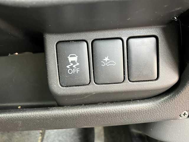 デイズ ハイウェイスターX Vセレクション+セーフティII 検8年10月 4WD アラウンドビューモニター アイドリングストップ 運転席シートヒーター CD オートエアコン スマートキー アルミホイール フォグ バックカメラ(22枚目)