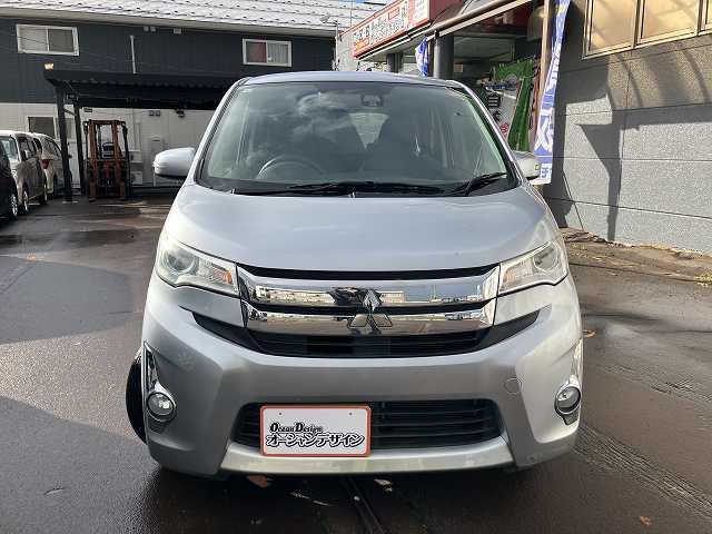 ｅＫカスタム Ｇ　ｅ－アシスト　検８年４月　バックカメラ　Ｂｌｕｅｔｏｏｔｈ　ＥＴＣ　アイドリングストップ　スマートキー　フォグ　ベンチシート　ウィンカーミラー　オートエアコン　ＣＤ　ＤＶＤ　関東仕入れ（10枚目）