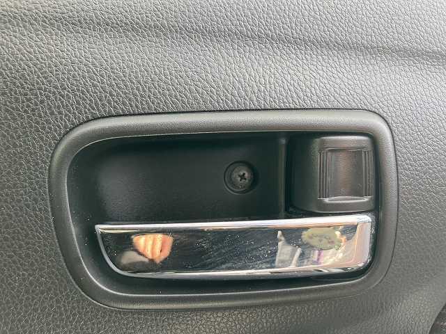 ｅＫカスタム Ｇ　ｅ－アシスト　検８年４月　バックカメラ　Ｂｌｕｅｔｏｏｔｈ　ＥＴＣ　アイドリングストップ　スマートキー　フォグ　ベンチシート　ウィンカーミラー　オートエアコン　ＣＤ　ＤＶＤ　関東仕入れ（25枚目）