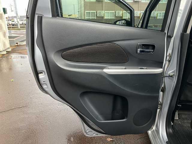 ｅＫカスタム Ｇ　ｅ－アシスト　検８年４月　バックカメラ　Ｂｌｕｅｔｏｏｔｈ　ＥＴＣ　アイドリングストップ　スマートキー　フォグ　ベンチシート　ウィンカーミラー　オートエアコン　ＣＤ　ＤＶＤ　関東仕入れ（29枚目）