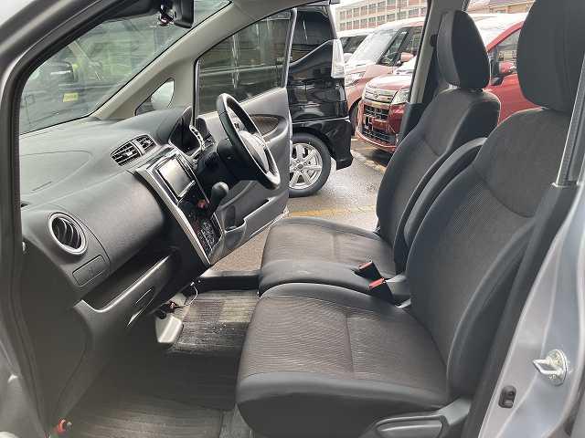 ｅＫカスタム Ｇ　ｅ－アシスト　検８年４月　バックカメラ　Ｂｌｕｅｔｏｏｔｈ　ＥＴＣ　アイドリングストップ　スマートキー　フォグ　ベンチシート　ウィンカーミラー　オートエアコン　ＣＤ　ＤＶＤ　関東仕入れ（33枚目）