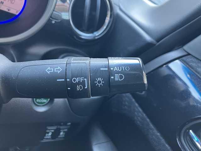 N-BOXカスタム G SSパッケージ 検8年9月 純正ナビ バックカメラ Bluetooth ETC ワンセグTV プッシュスタート アイドリングストップ ベンチシート ウィンカーミラー 電動スライドドア オートエアコン オートライト(22枚目)