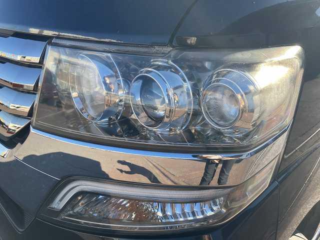 N-BOXカスタム G SSパッケージ 検8年9月 純正ナビ バックカメラ Bluetooth ETC ワンセグTV プッシュスタート アイドリングストップ ベンチシート ウィンカーミラー 電動スライドドア オートエアコン オートライト(64枚目)