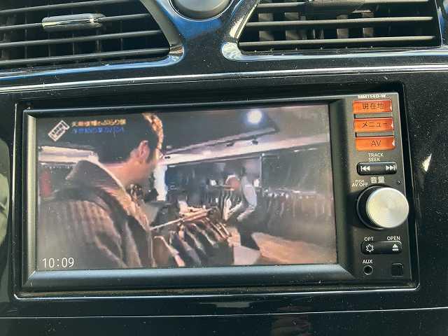 セレナ 20X S-ハイブリッド 検9年7月 純正ナビ ワンセグTV 両側パワースライドドア オートライト オートエアコン バックカメラ Sキー プッシュスタート アイドリングストップ ウィンカーミラー 8人乗り(18枚目)