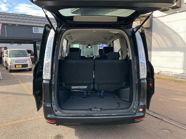 セレナ 20X S-ハイブリッド 検9年7月 純正ナビ ワンセグTV 両側パワースライドドア オートライト オートエアコン バックカメラ Sキー プッシュスタート アイドリングストップ ウィンカーミラー 8人乗り(33枚目)