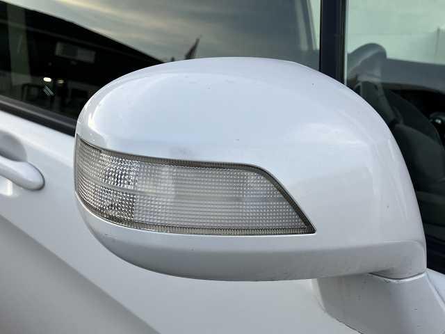 フリード Ｇ　ジャストセレクション　検２年　４ＷＤ　ＥＴＣ　ナビ　バックカメラ　オートエアコン　オートライト　左側電動スライドドア　Ｂｌｕｅｔｏｏｔｈ　社外アルミホイール　ウィンカーミラー　３列シート　フォグライト（37枚目）