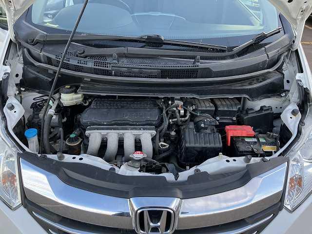 フリード Ｇ　ジャストセレクション　検２年　４ＷＤ　ＥＴＣ　ナビ　バックカメラ　オートエアコン　オートライト　左側電動スライドドア　Ｂｌｕｅｔｏｏｔｈ　社外アルミホイール　ウィンカーミラー　３列シート　フォグライト（58枚目）