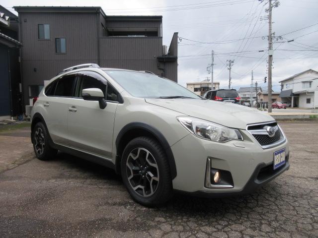 ＸＶ ２．０ｉ－Ｌ　アイサイト　後期型　禁煙車　ルーフレール　純正ＳＤナビ　フルセグＴＶ　バックカメラ　Ｂｌｕｅｔｏｏｔｈ　ＥＴＣ　　クルーズコントロール（3枚目）