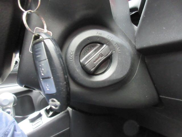 エクストレイル ２０Ｓｔｔ　関東仕入　禁煙車　４ＷＤ切替　記録簿　ＳＤナビ　フルセグＴＶ　Ｂｌｕｅｔｏｏｔｈ　バックカメラ　ＥＴＣ　ドライブレコーダー　　キセノンライト　ＦＯＧランプ　１７ＡＷ　カプロンシート　横滑り防止（19枚目）