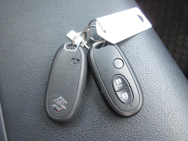 ソリオバンディット ハイブリッドＭＶ　パワースライド　フリップダウン　ＳＤナビ　フルセグＴＶ　Ｂｌｕｅｔｏｏｔｈ　Ｂカメラ　ＥＴＣ　前後ドラレコ　禁煙車　シートカバー　シートヒーター　ＨＩＤライト　ＦＯＧランプ　車線逸脱警報　横滑り防止（28枚目）