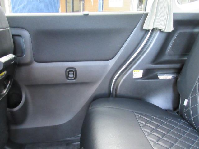 ソリオバンディット ハイブリッドＭＶ　パワースライド　フリップダウン　ＳＤナビ　フルセグＴＶ　Ｂｌｕｅｔｏｏｔｈ　Ｂカメラ　ＥＴＣ　前後ドラレコ　禁煙車　シートカバー　シートヒーター　ＨＩＤライト　ＦＯＧランプ　車線逸脱警報　横滑り防止（34枚目）