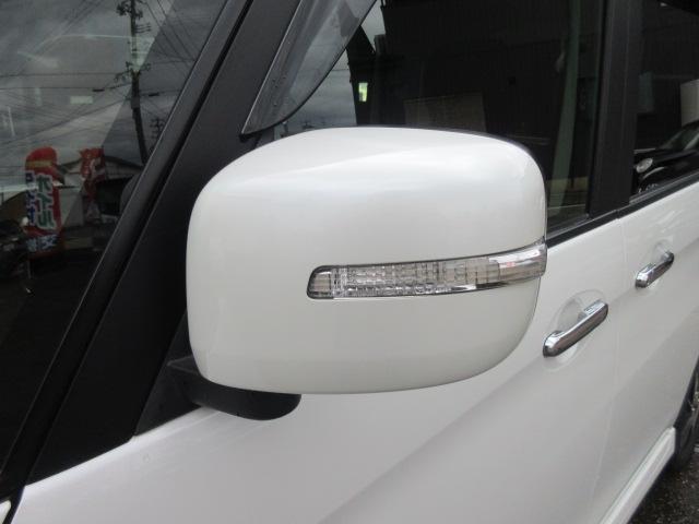 スペーシアカスタム XSターボ 4WD ターボ 両側パワースライド SDナビ フルセグTV Bluetooth HIDライト FOGランプ クルーズコントロール ステアリングスイッチ(12枚目)