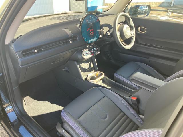 MINI クーパーS クラシック・トリム 18インチ・スライド・スポークAW ブラック・ルーフ&ミラーカバー 弊社販売下取り車両 2年間走行距離無制限保証(34枚目)