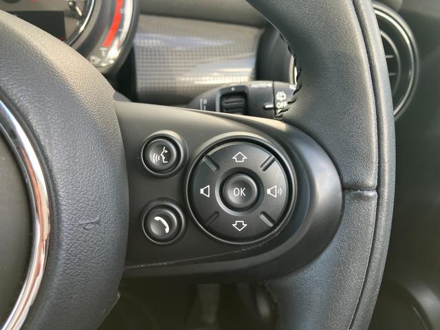 ＭＩＮＩ クーパー　ペッパーパッケージ　クロームライン・エクステリア　カメラ＆パーキングアシストパッケージ　ＬＥＤヘッドライト　弊社販売下取りワンオーナー車両　２年間走行距離無制限保証（14枚目）