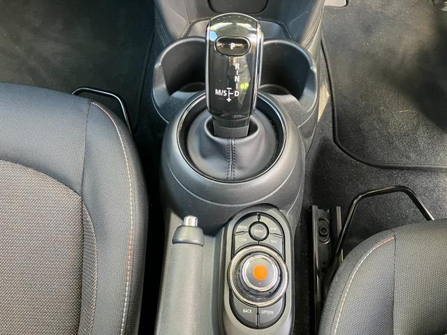ＭＩＮＩ クーパー　ペッパーパッケージ　クロームライン・エクステリア　カメラ＆パーキングアシストパッケージ　ＬＥＤヘッドライト　弊社販売下取りワンオーナー車両　２年間走行距離無制限保証（22枚目）