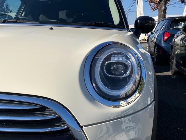 ＭＩＮＩ クーパー　ペッパーパッケージ　クロームライン・エクステリア　カメラ＆パーキングアシストパッケージ　ＬＥＤヘッドライト　弊社販売下取りワンオーナー車両　２年間走行距離無制限保証（35枚目）