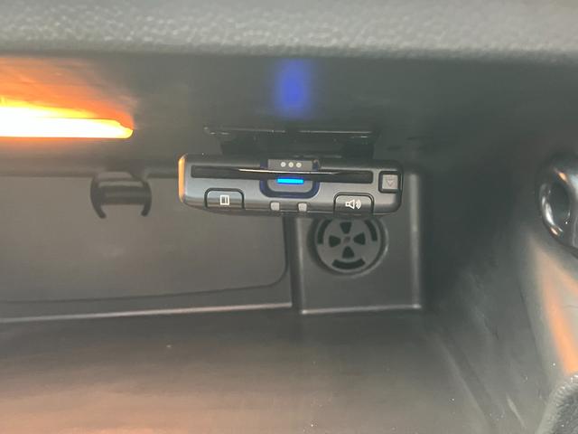 MINI クーパー ペッパーパッケージ カメラ&パーキングアシストパッケージ LEDヘッドライト 弊社販売下取りワンオーナー車両 2年間走行距離無制限保証(26枚目)