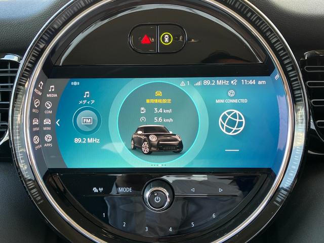 MINI クーパー プレミアムプラスパッケージクラシックトリム フロントシートヒーター アップルカープレイ(HDDナビ非装備) アクティブクルーズコントロール非装備 弊社下取り車両 2年間走行距離無制限保証(18枚目)