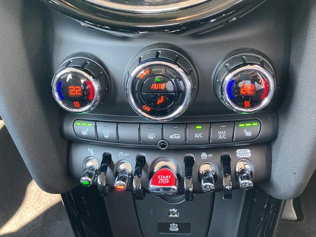 MINI クーパー プレミアムプラスパッケージクラシックトリム フロントシートヒーター アップルカープレイ(HDDナビ非装備) アクティブクルーズコントロール非装備 弊社下取り車両 2年間走行距離無制限保証(24枚目)