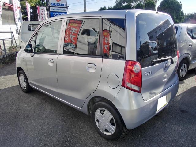 ライフ パステル　パステル　バックカメラ付きオーディオ　運転席ハイトアジャスター　チルドステアリング　スマートパーキングアシストシステム付き　ＧＯＯ鑑定済車　リアゲート凹み有（6枚目）