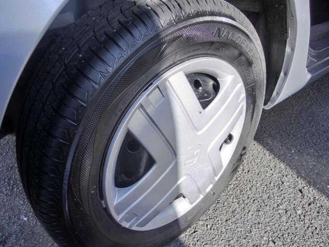 ライフ パステル　パステル　バックカメラ付きオーディオ　運転席ハイトアジャスター　チルドステアリング　スマートパーキングアシストシステム付き　ＧＯＯ鑑定済車　リアゲート凹み有（17枚目）