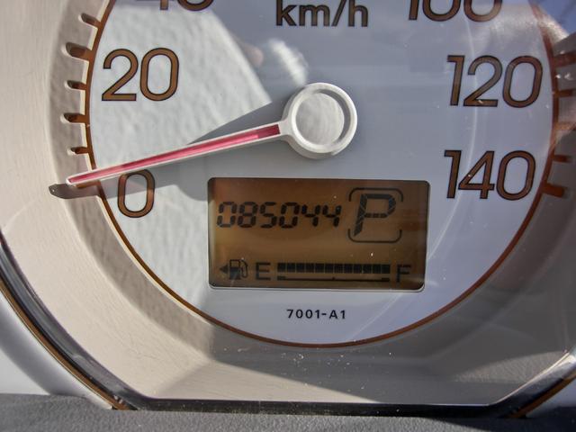 ライフ パステル　パステル　バックカメラ付きオーディオ　運転席ハイトアジャスター　チルドステアリング　スマートパーキングアシストシステム付き　ＧＯＯ鑑定済車　リアゲート凹み有（23枚目）