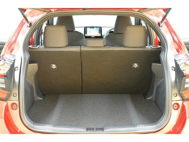 ヤリス Z メモリーナビ バックカメラ 衝突被害軽減システム ETC ドラレコ LEDヘッドランプ ワンオーナー 記録簿(11枚目)