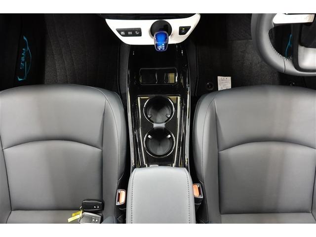 プリウス Aツーリングセレクション フルセグ メモリーナビ DVD再生 バックカメラ 衝突被害軽減システム ETC ドラレコ LEDヘッドランプ ワンオーナー フルエアロ 記録簿(29枚目)