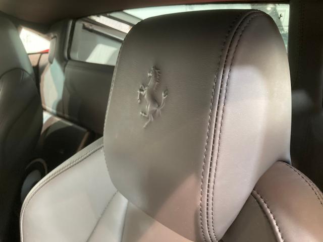 ベースグレード 正規D車/ドライバーゾーン付きカーボンLEDS/黒革電動シート&シートヒーター/ノビテックロッソエキゾースト&パワークラフトチタンテール/ノビテックロッソコイルスプリング/パーキングソナー/Bカメラ(13枚目)