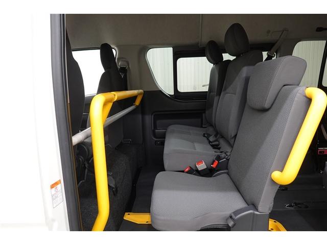 ハイエースバン DXウェルFタイプマドナシ 福祉車両 ワンセグ メモリーナビ バックカメラ 電動スライドドア 乗車定員10人 3列シート(23枚目)