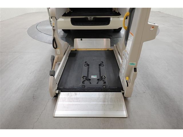 ハイエースバン DXウェルFタイプマドナシ 福祉車両 ワンセグ メモリーナビ バックカメラ 電動スライドドア 乗車定員10人 3列シート(31枚目)