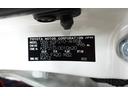 コーションプレートです。 ボディカラー(070)ホワイトパールクリスタルシャイン
