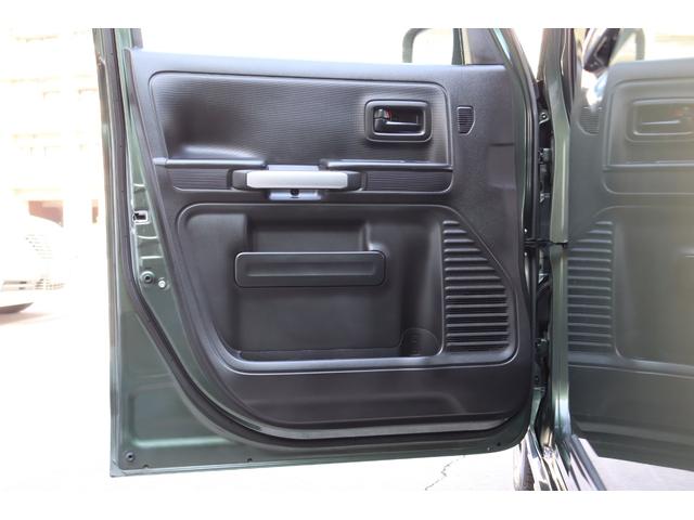 スペーシアギア ハイブリッドＸＺ　衝突被害軽減ブレーキシステム・ＫＥＮＷＯＯＤ　メモリーナビ／フルセグＴＶ・バックカメラ・両側パワースライドドア・オートエアコン・オートライト・サーキュレーター・リヤサンシェード・シートバックテーブル（29枚目）