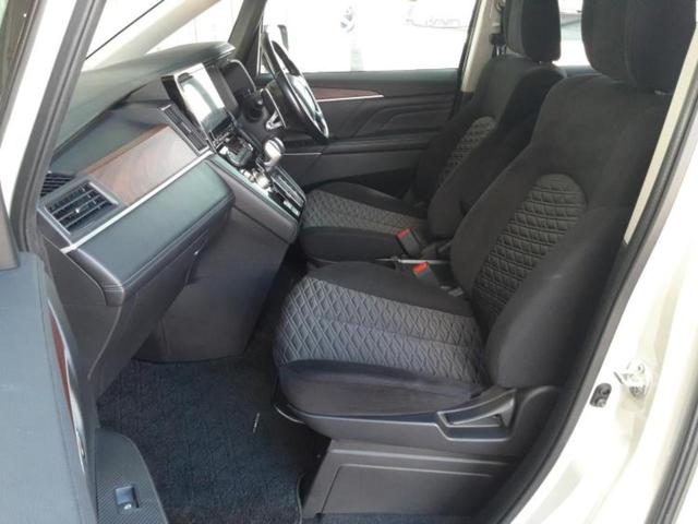デリカＤ：５ ４ＷＤ　Ｐ　純正　１０インチ　ＳＤナビ／衝突安全装置／両側電動スライドドア／シートヒーター　前席／車線逸脱防止支援システム／電動バックドア／ドライブレコーダー　純正／ヘッドランプ　ＬＥＤ　衝突被害軽減システム（6枚目）