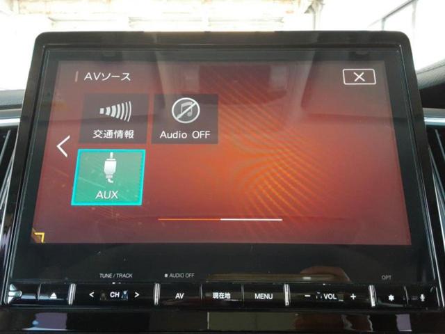 デリカＤ：５ ４ＷＤ　Ｐ　純正　１０インチ　ＳＤナビ／衝突安全装置／両側電動スライドドア／シートヒーター　前席／車線逸脱防止支援システム／電動バックドア／ドライブレコーダー　純正／ヘッドランプ　ＬＥＤ　衝突被害軽減システム（12枚目）