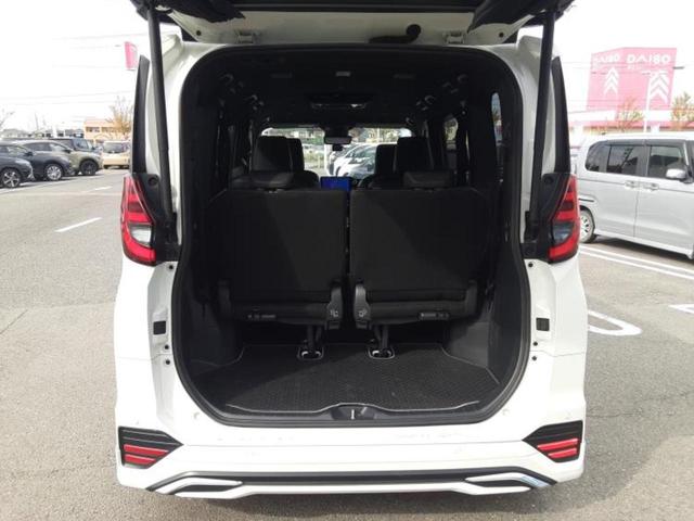 全国に店舗を展開しているのでどこでもお取り寄せが可能です！この車が気になるけど遠方だから・・・と諦める必要はありません！※別途陸送費が必要です。