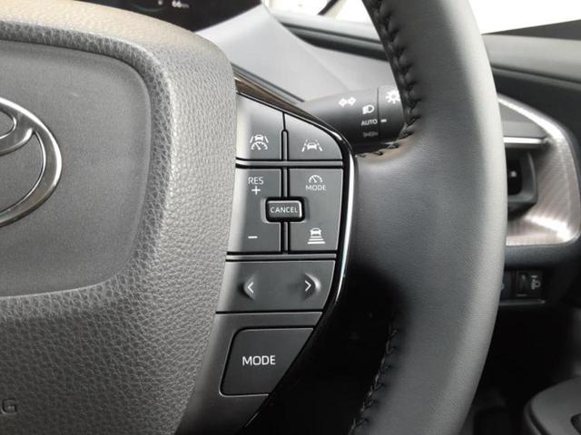 プリウス Ｇ　保証書／ディスプレイオーディオ＋ナビ８インチ／衝突安全装置／シートヒーター／パノラミックビューモニター／車線逸脱防止支援システム／ドライブレコーダー　社外／ヘッドランプ　ＬＥＤ　衝突被害軽減システム（28枚目）