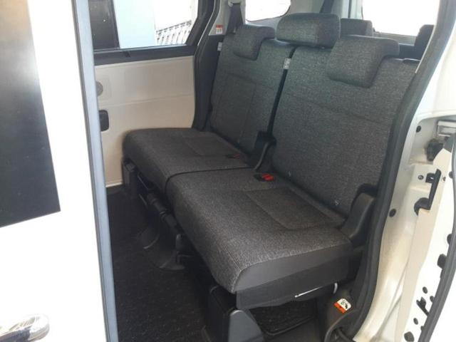 シエンタ Ｚ　新品タイヤ／保証書／ディスプレイオーディオ＋ナビ１０インチ／トヨタセーフティセンス／両側電動スライドドア／パノラミックビューモニター／車線逸脱防止支援システム／ヘッドランプ　ＬＥＤ　全周囲カメラ（7枚目）