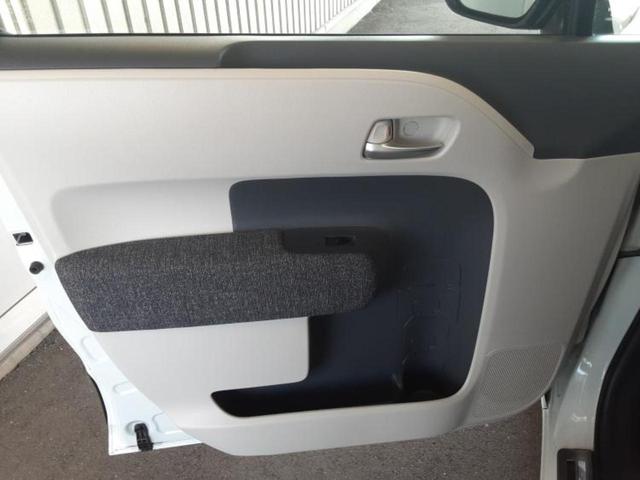 シエンタ Ｚ　新品タイヤ／保証書／ディスプレイオーディオ＋ナビ１０インチ／トヨタセーフティセンス／両側電動スライドドア／パノラミックビューモニター／車線逸脱防止支援システム／ヘッドランプ　ＬＥＤ　全周囲カメラ（23枚目）