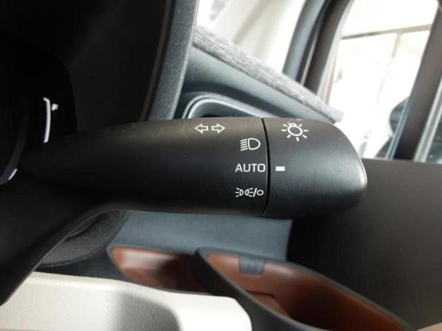 シエンタ Ｚ　新品タイヤ／保証書／ディスプレイオーディオ＋ナビ１０インチ／トヨタセーフティセンス／両側電動スライドドア／パノラミックビューモニター／車線逸脱防止支援システム／ヘッドランプ　ＬＥＤ　全周囲カメラ（27枚目）