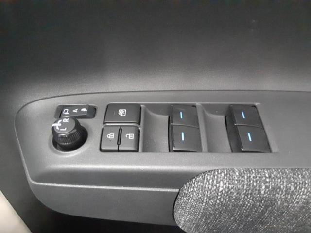 シエンタ Ｚ　新品タイヤ／保証書／ディスプレイオーディオ＋ナビ１０インチ／トヨタセーフティセンス／両側電動スライドドア／パノラミックビューモニター／車線逸脱防止支援システム／ヘッドランプ　ＬＥＤ　全周囲カメラ（29枚目）