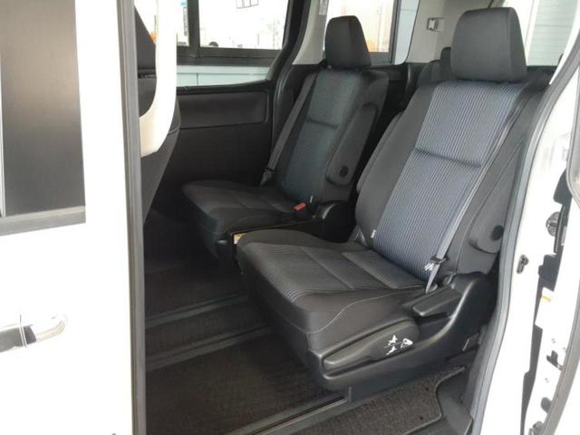 ヴォクシー ＺＳキラメキ　新品タイヤ／保証書／社外　ＳＤナビ／衝突安全装置／両側電動スライドドア／車線逸脱防止支援システム／ドライブレコーダー　社外／ヘッドランプ　ＬＥＤ／Ｂｌｕｅｔｏｏｔｈ接続／ＥＴＣ／ＥＢＤ付ＡＢＳ（7枚目）