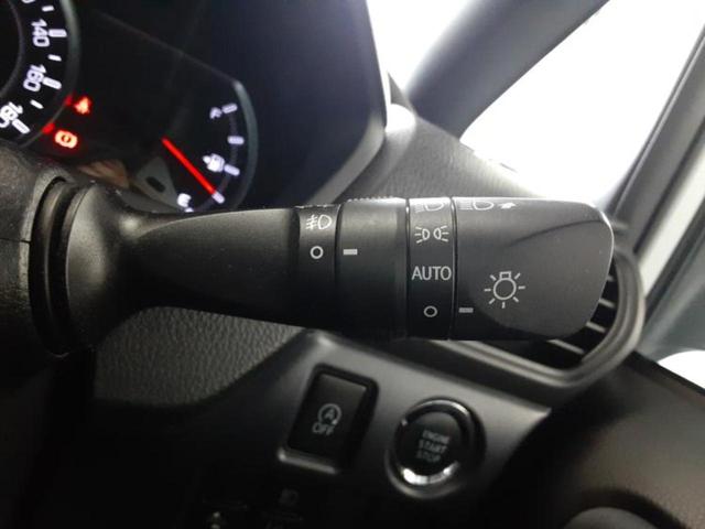 ヴォクシー ＺＳキラメキ　新品タイヤ／保証書／社外　ＳＤナビ／衝突安全装置／両側電動スライドドア／車線逸脱防止支援システム／ドライブレコーダー　社外／ヘッドランプ　ＬＥＤ／Ｂｌｕｅｔｏｏｔｈ接続／ＥＴＣ／ＥＢＤ付ＡＢＳ（18枚目）