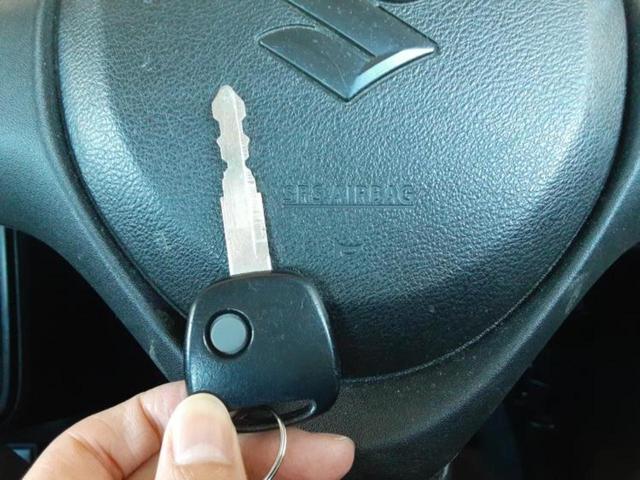 お車に合わせて無料保証以外にも、保証範囲、期間、距離を拡充させた有料保証もご用意しております！中古車の購入が初めてで不安・・・というお客様もご安心ください！