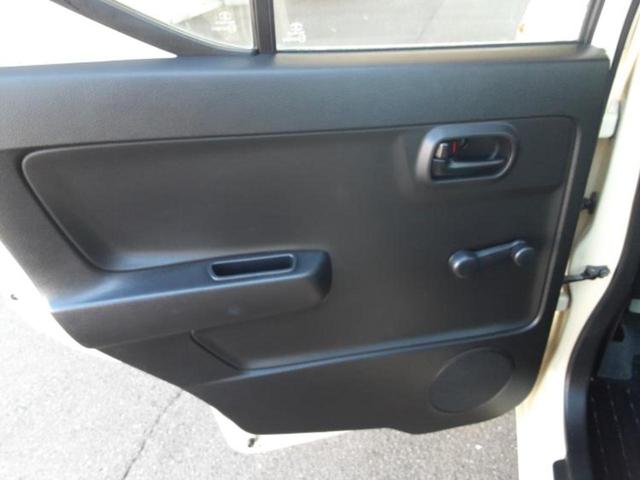 ＷＥＣＡＲＳでは各商談席に大型モニターをご用意しております！見やすい大画面でゆったりと全国の在庫をご覧いただけます！是非ご来店お待ちしております！